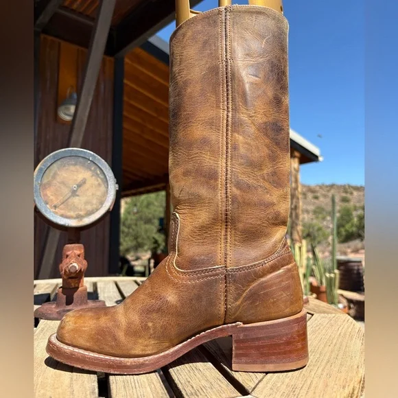 FRYE Campus Boots - Picture 8 of 16